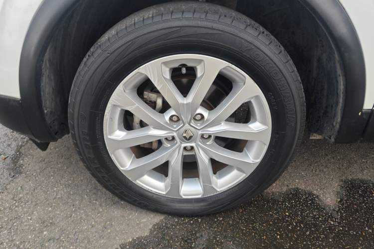 Used Renault Kadjar 2017 2.0L Two-Wheel Drive Comfort Edition Exterior 3