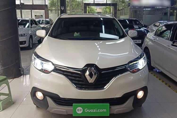 Used Renault Kadjar 2017 2.0L Two-Wheel Drive Comfort Edition Front