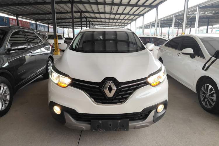 Used Renault Kadjar 2017 2.0L Two-Wheel-Drive Leading Edition Front