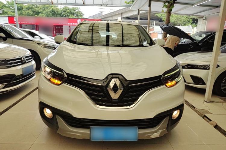 Used Renault Kadjar 2017 2.0L Two-Wheel Drive Comfort Edition Front