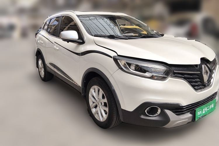 Used Renault Kadjar 2017 2.0L Two-Wheel Drive Comfort Edition Front Right 45 Deg