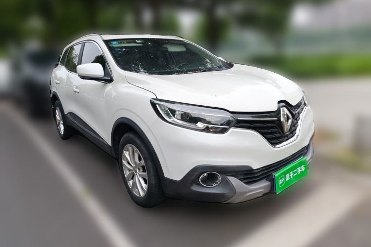 Used Renault Kadjar 2017 2.0L Two-Wheel-Drive Leading Edition Front Right 45 Deg