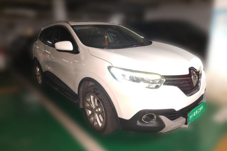 Used Renault Kadjar 2017 2.0L Two-Wheel-Drive Leading Edition Front Right 45 Deg