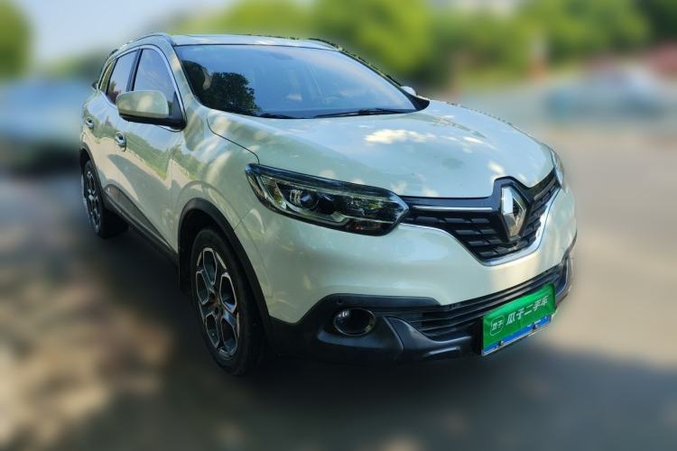 Used Renault Kadjar 2017 2.0L Two-Wheel Drive Luxury Edition Front Right 45 Deg