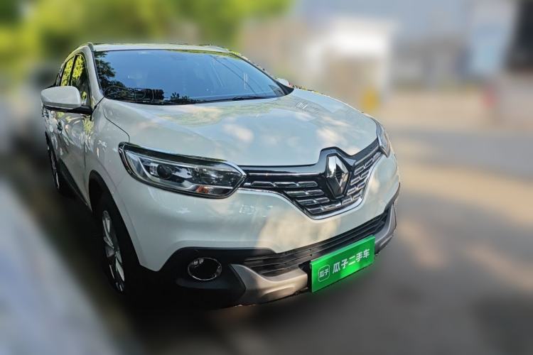 Used Renault Kadjar 2017 2.0L Two-Wheel-Drive Leading Edition Front Right 45 Deg