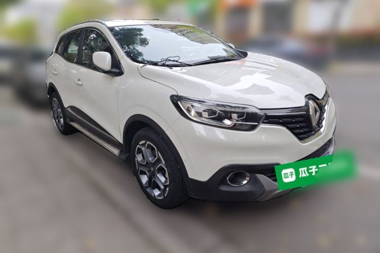 Used Renault Kadjar 2017 2.0L Four-Wheel Drive Premium Edition Front Right 45 Deg