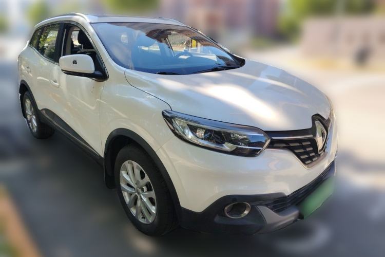 Used Renault Kadjar 2017 2.0L Two-Wheel-Drive Leading Edition Front Right 45 Deg