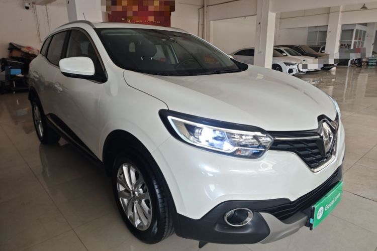 Used Renault Kadjar 2017 2.0L Two-Wheel-Drive Leading Edition Front Right 45 Deg