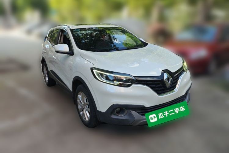 Used Renault Kadjar 2017 2.0L Two-Wheel-Drive Leading Edition Front Right 45 Deg