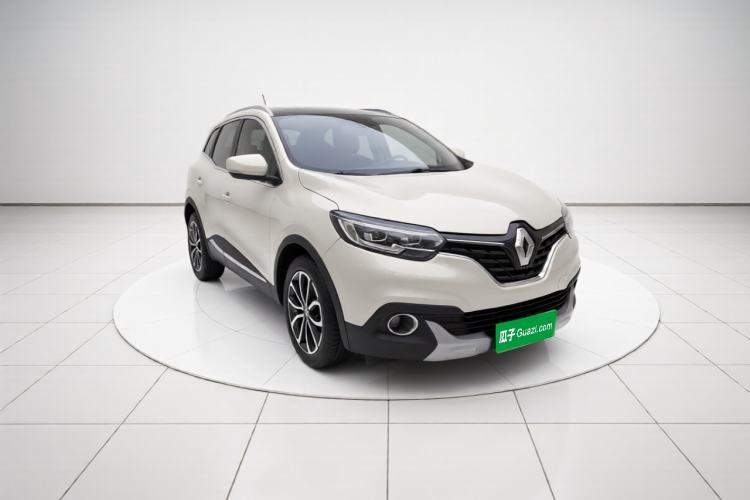 Used Renault Kadjar 2017 2.0L Two-Wheel-Drive Leading Edition Front Right 45 Deg