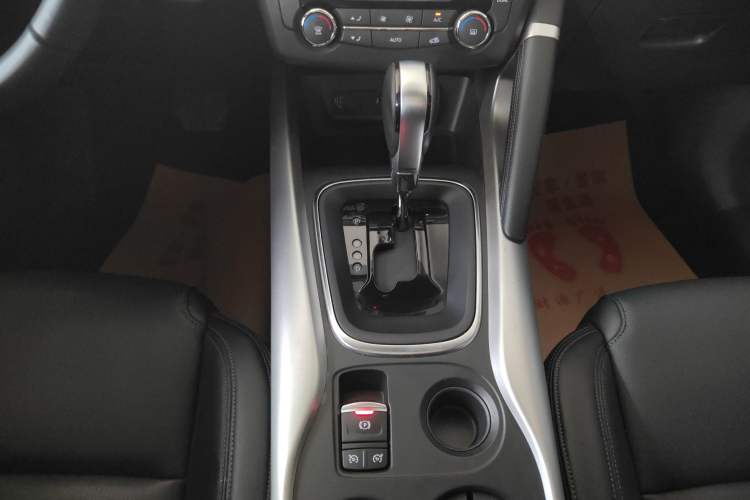 Used Renault Kadjar 2017 2.0L Two-Wheel-Drive Leading Edition Gear Lever