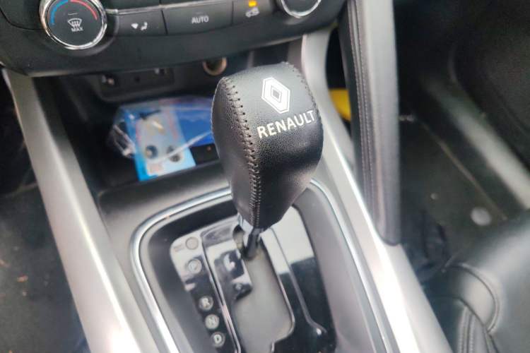 Used Renault Kadjar 2017 2.0L Two-Wheel-Drive Leading Edition Gear Lever