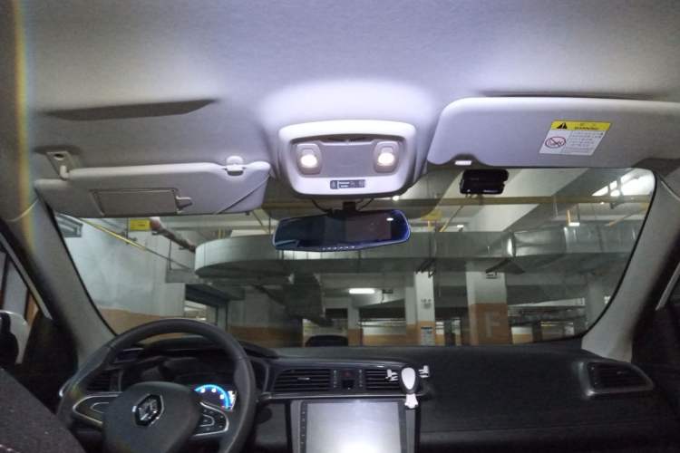 Used Renault Kadjar 2017 2.0L Two-Wheel Drive Fashion Edition Headliner