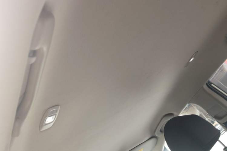 Used Renault Kadjar 2017 2.0L Two-Wheel Drive Fashion Edition Headliner