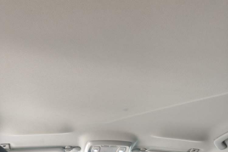 Used Renault Kadjar 2017 2.0L Two-Wheel Drive Fashion Edition Headliner