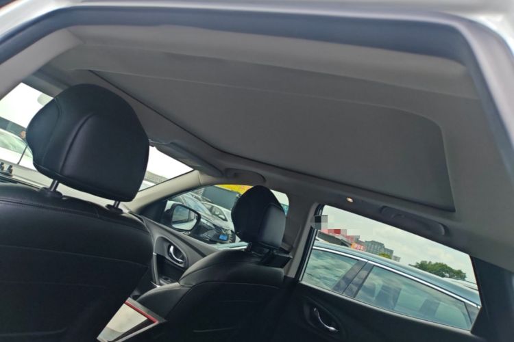 Used Renault Kadjar 2017 2.0L Two-Wheel-Drive Leading Edition Headliner