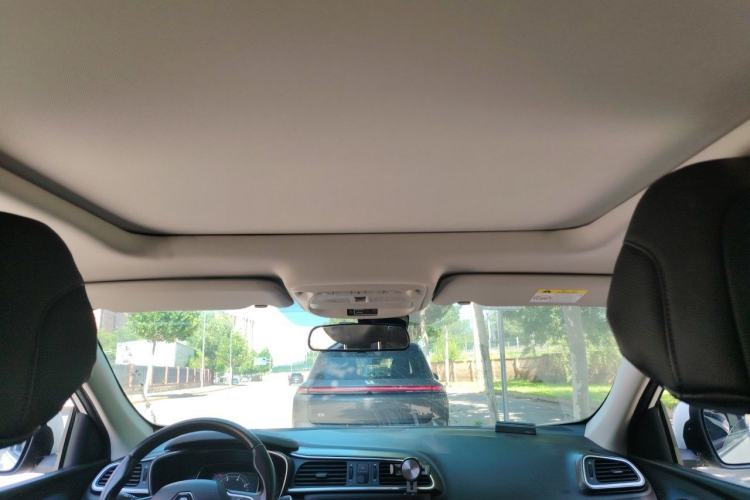 Used Renault Kadjar 2017 2.0L Two-Wheel-Drive Leading Edition Headliner