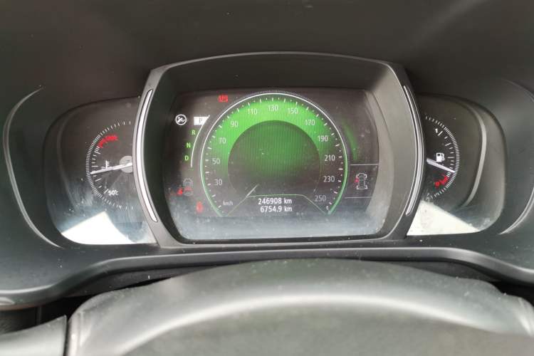 Used Renault Kadjar 2017 2.0L 120th Anniversary Limited Edition Instrument Cluster