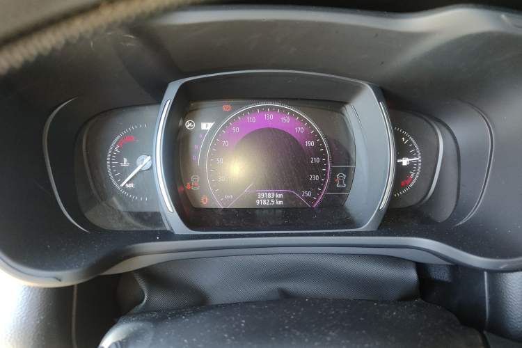 Used Renault Kadjar 2017 2.0L Two-Wheel Drive Fashion Edition Instrument Cluster