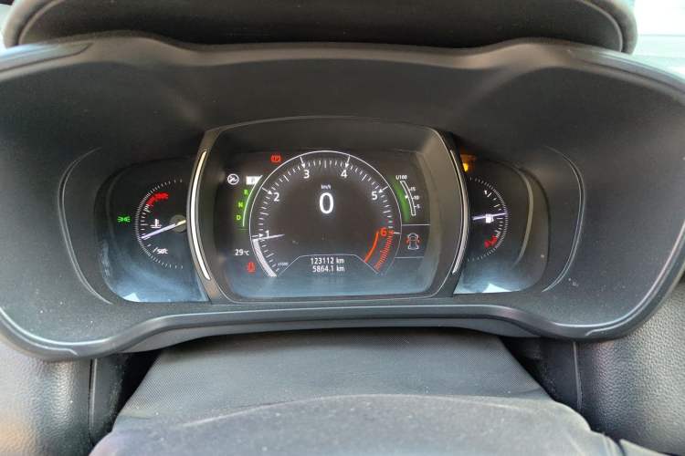 Used Renault Kadjar 2017 2.0L Two-Wheel Drive Fashion Edition Instrument Cluster