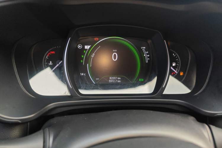 Used Renault Kadjar 2017 2.0L Two-Wheel Drive Comfort Edition Instrument Cluster