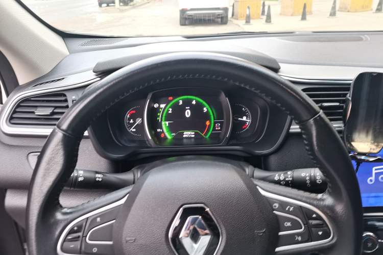 Used Renault Kadjar 2017 2.0L Two-Wheel Drive Comfort Edition Instrument Cluster