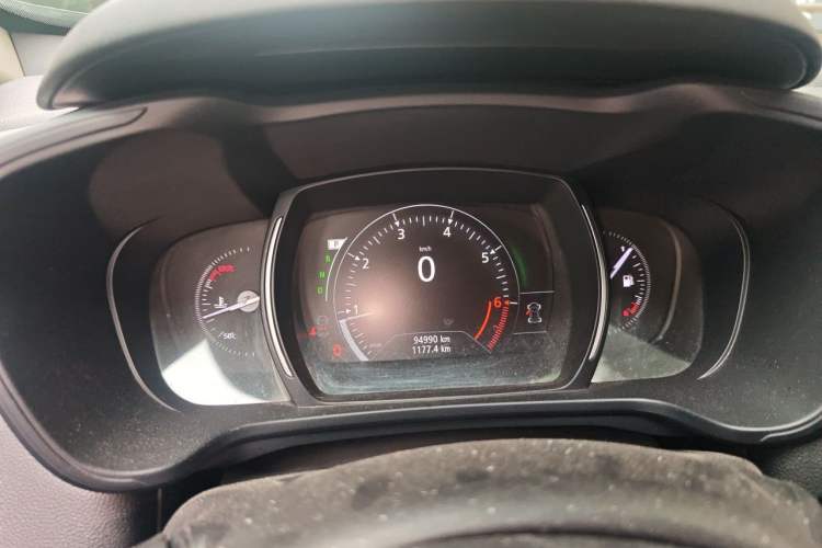 Used Renault Kadjar 2017 2.0L Two-Wheel Drive Comfort Edition Instrument Cluster