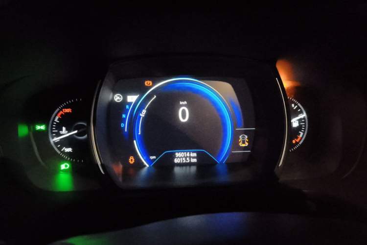 Used Renault Kadjar 2017 2.0L 120th Anniversary Limited Edition Instrument Cluster