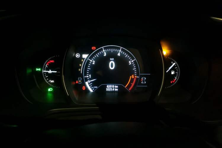 Used Renault Kadjar 2017 2.0L 120th Anniversary Limited Edition Instrument Cluster