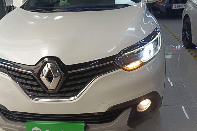 Used Renault Kadjar 2017 2.0L Two-Wheel Drive Comfort Edition Left Front Headlight