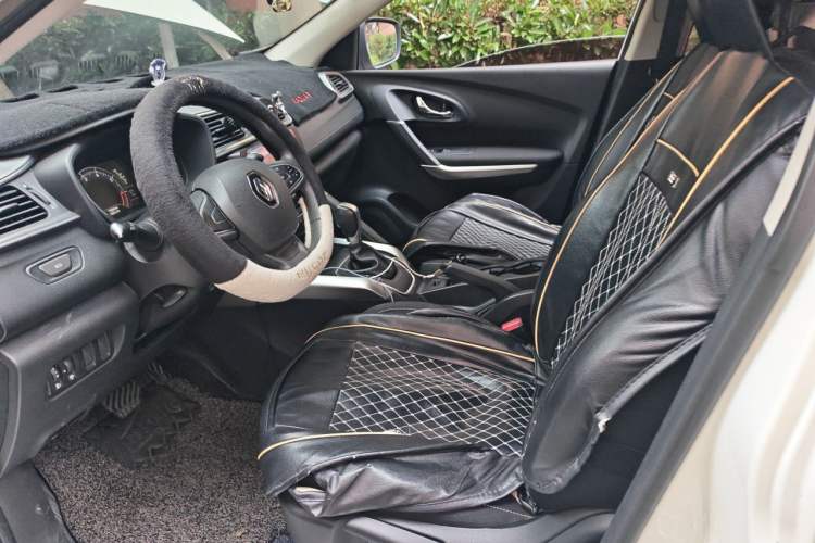 Used Renault Kadjar 2017 2.0L Two-Wheel Drive Fashion Edition Left Front Seat