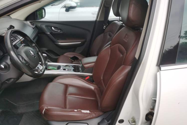 Used Renault Kadjar 2017 2.0L 120th Anniversary Limited Edition Left Front Seat