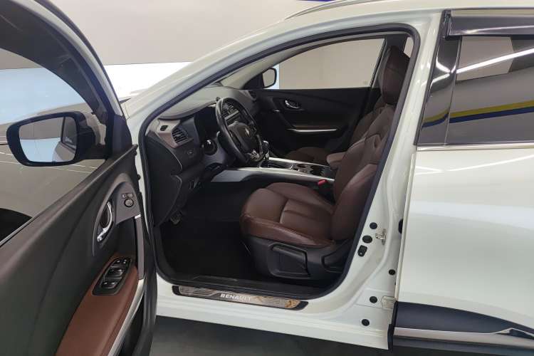 Used Renault Kadjar 2017 2.0L 120th Anniversary Limited Edition Left Front Seat