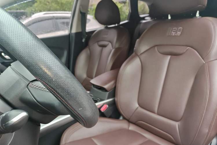Used Renault Kadjar 2017 2.0L Two-Wheel-Drive Leading Edition Left Front Seat
