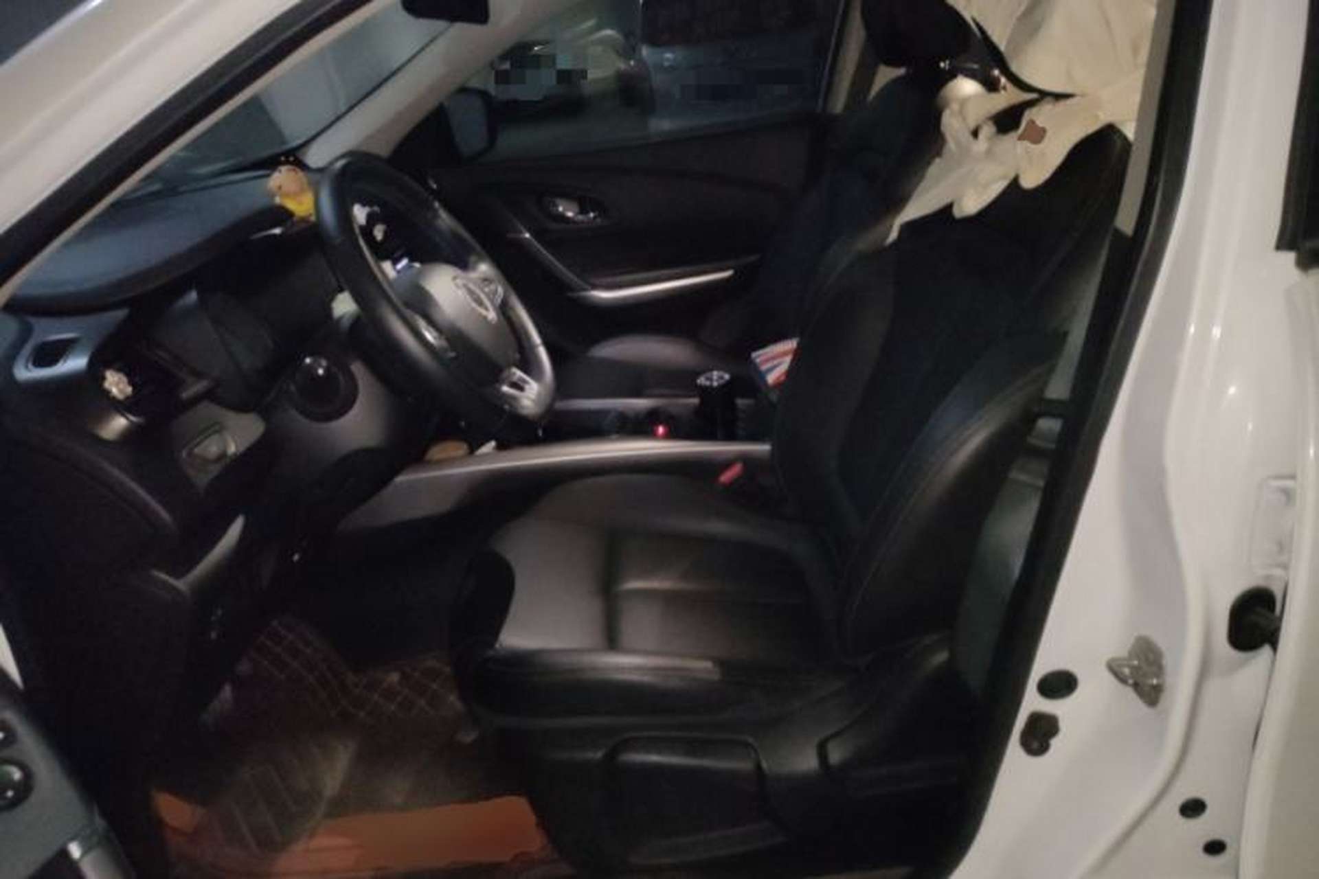 Used Renault Kadjar 2017 2.0L Two-Wheel-Drive Leading Edition Left Front Seat