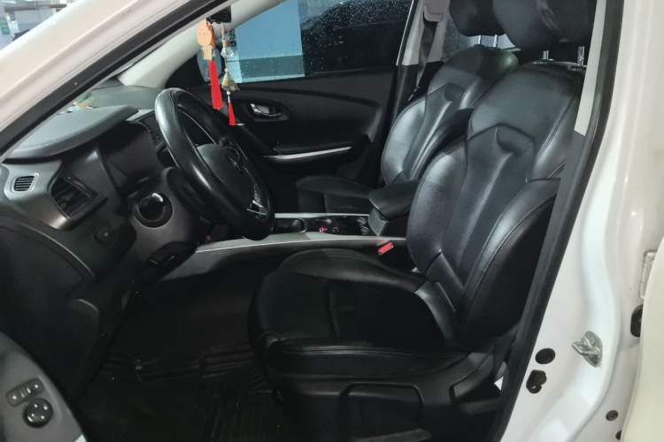 Used Renault Kadjar 2017 2.0L Two-Wheel-Drive Leading Edition Left Front Seat