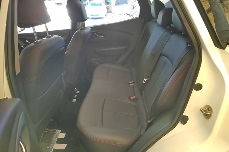 Used Renault Kadjar 2017 2.0L Two-Wheel Drive Fashion Edition Left Rear Seat
