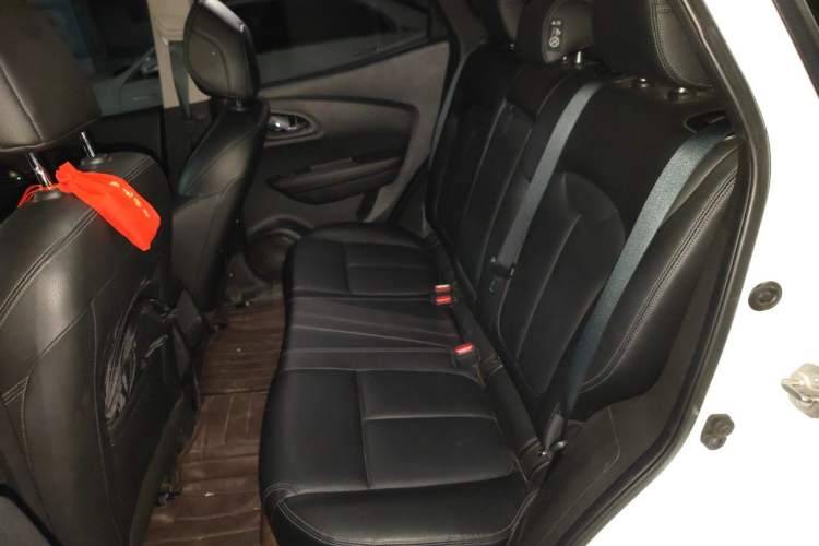 Used Renault Kadjar 2017 2.0L Two-Wheel-Drive Leading Edition Left Rear Seat