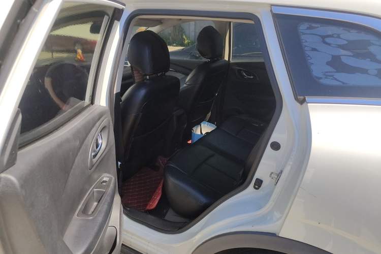 Used Renault Kadjar 2017 2.0L Two-Wheel Drive Fashion Edition Left Rear Seat