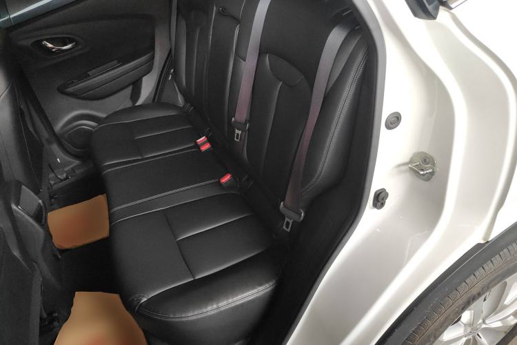 Used Renault Kadjar 2017 2.0L Two-Wheel-Drive Leading Edition Left Rear Seat