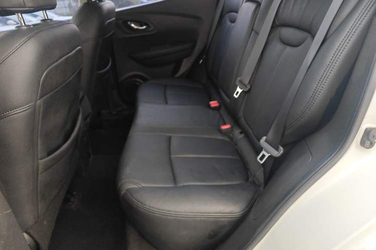 Used Renault Kadjar 2017 2.0L Two-Wheel Drive Comfort Edition Left Rear Seat
