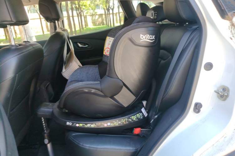 Used Renault Kadjar 2017 2.0L Two-Wheel-Drive Leading Edition Left Rear Seat