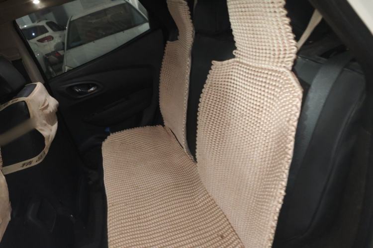 Used Renault Kadjar 2017 2.0L Two-Wheel Drive Comfort Edition Left Rear Seat