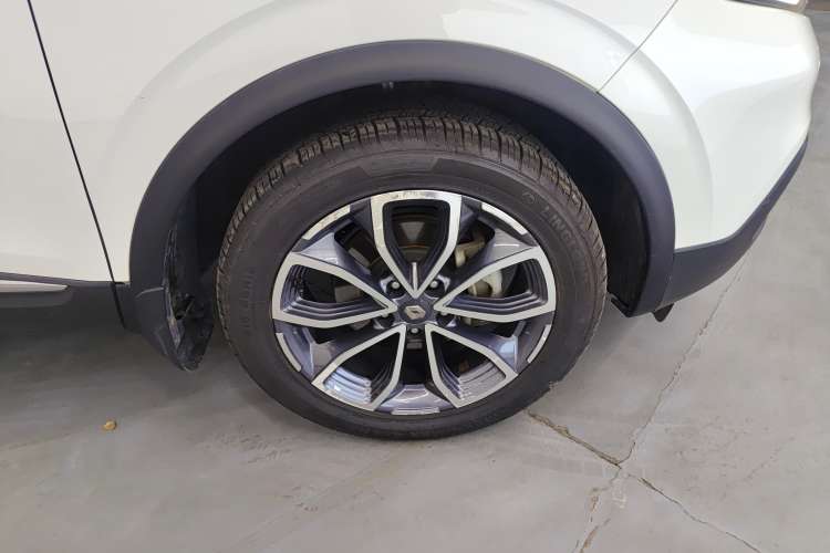 Used Renault Kadjar 2017 2.0L 120th Anniversary Limited Edition Left Rear Wheel Hub