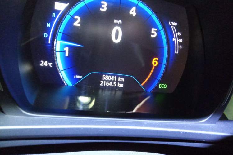 Used Renault Kadjar 2017 2.0L Two-Wheel Drive Fashion Edition Odometer Close Up