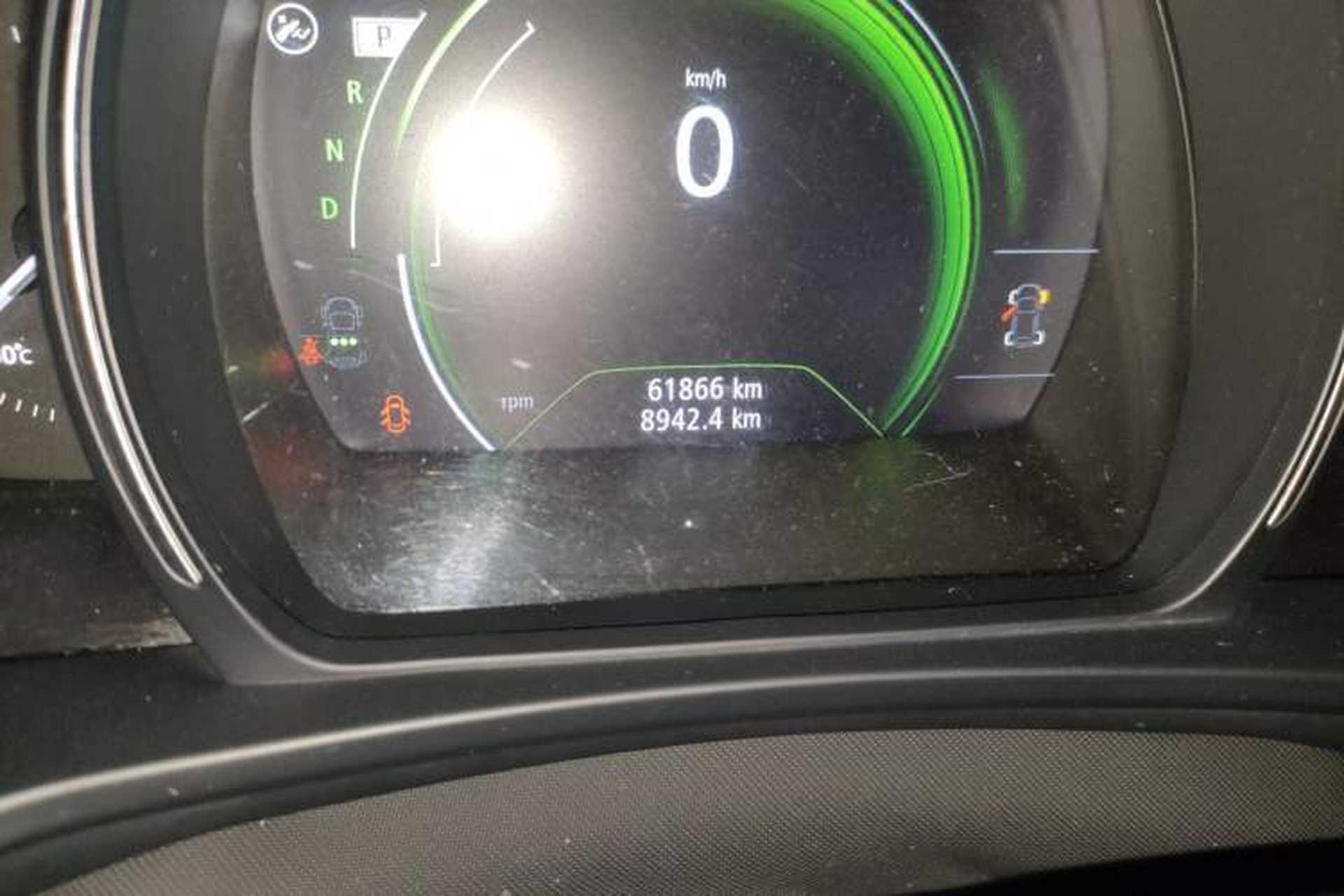 Used Renault Kadjar 2017 2.0L Two-Wheel-Drive Leading Edition Odometer Close Up