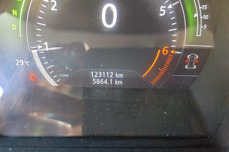 Used Renault Kadjar 2017 2.0L Two-Wheel Drive Fashion Edition Odometer Close Up