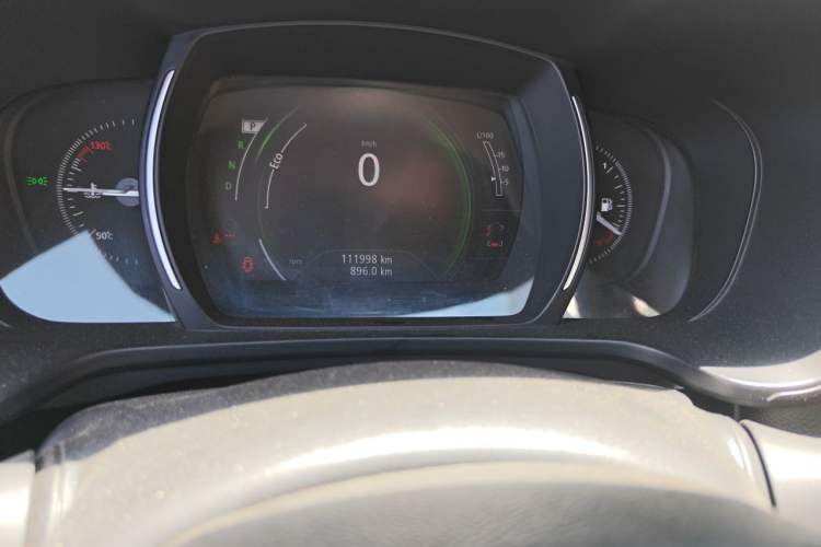 Used Renault Kadjar 2017 2.0L Two-Wheel Drive Fashion Edition Odometer Close Up