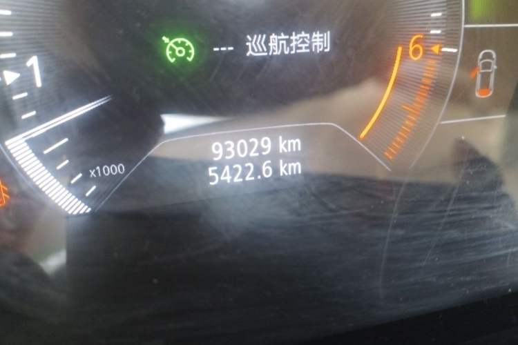 Used Renault Kadjar 2017 2.0L Two-Wheel Drive Luxury Edition Odometer Close Up