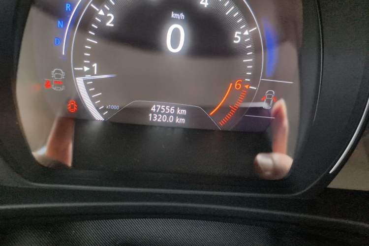 Used Renault Kadjar 2017 2.0L Two-Wheel Drive Luxury Edition Odometer Close Up